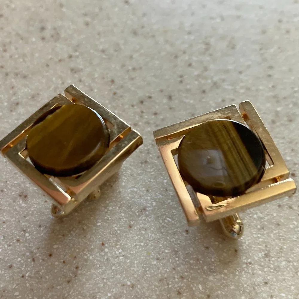 Cuff Links Gold Tone Tiger Eye Vintage